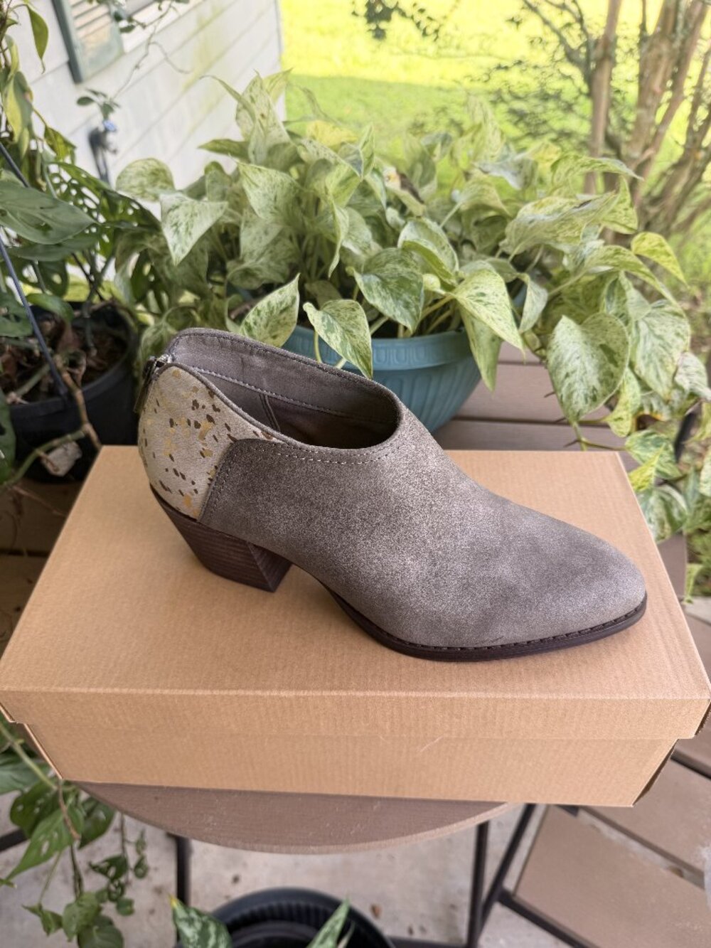 Lucky Brand Lagunas Ankle Booties – Women’s Size 8 – Caramel/Gold – Brand New